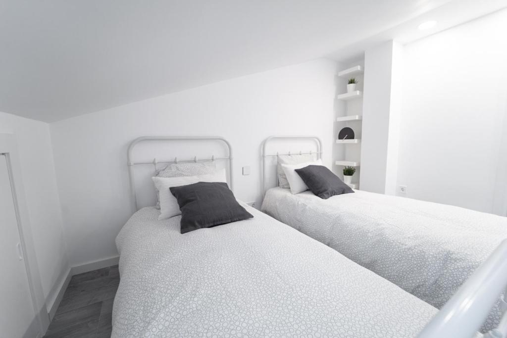 Buhardilla Comillas Beach En Primera Linea De Playa, Wifi, Netflix Exterior foto